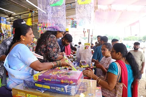 freedam park pataki shop