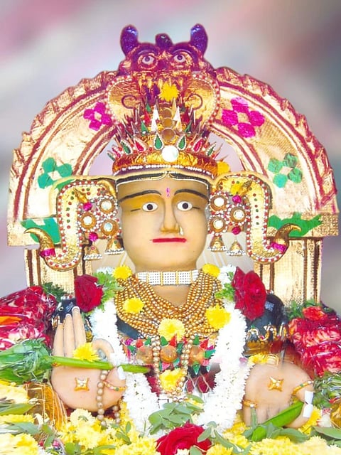 ಮಾಡಾಳು ಗ್ರಾಮದ ಮೂಲ ಶ್ರೀ ಸ್ವರ್ಣಗೌರಮ್ಮನ ಮೂರ್ತಿ. 