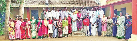 ಸ್ವಾತಂತ್ರೃ ದಿನ ಆಚರಣೆ ಸಂಬಂಧ ಸರಗೂರು ಪಟ್ಟಣದ ಸರ್ಕಾರಿ ಹಿರಿಯ ಪ್ರಾಥಮಿಕ ಬಾಲಕಿಯರ ಶಾಲೆಯಲ್ಲಿ ಪೂರ್ವಭಾವಿ ಸಭೆ ಆಯೋಜಿಸಲಾಗಿತ್ತು.