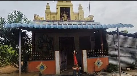 ಗುಂಡ್ಲುಪೇಟೆ ತಾಲೂಕಿನ ಬೇರಂಬಾಡಿ ಗ್ರಾಮದ ಕಾಳಿಕಾಂಬಾ ದೇವಾಲಯ.