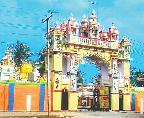 ಸರಗೂರು ತಾಲೂಕಿನ ಹೆಗ್ಗನೂರು ಗ್ರಾಮದಲ್ಲಿ ಶ್ರೀಮಹೇಶ್ವರಿ ಕಾಳಮ್ಮ ದೇವಸ್ಥಾನ.