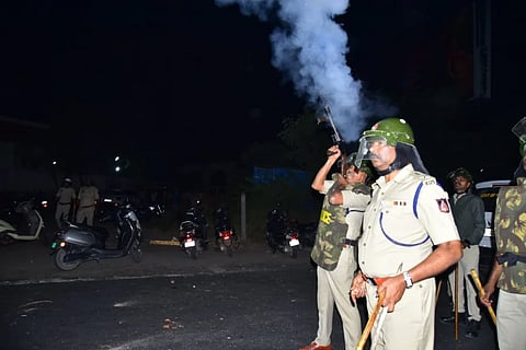  ಗಲಾಟೆ ಮೂವರು ಅಧಿಕಾರಿಗಳ ತಲೆದಂಡ