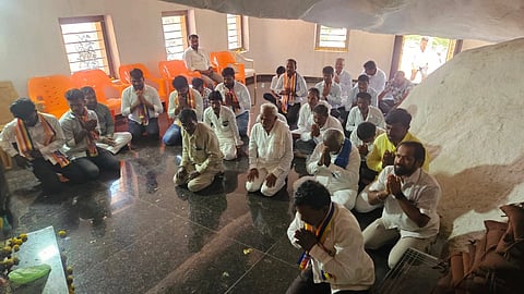 ಸುರಪುರ ನಗರದ ಬುದ್ಧ ವಿಹಾರದಲ್ಲಿ ಶುಕ್ರವಾರ ಭಗವಾನ್​ ಗೌತಮ ಬುದ್ಧ ಜಯಂತಿ ಆಚರಿಸಲಾಯಿತು.