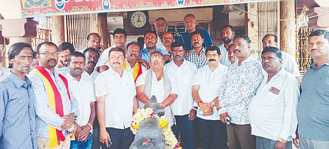 ಎಸ್.ಸಿ.ಬಾಲಕೃಷ್ಣ ಸಚಿವರಾದ ಹಿನ್ನೆಲೆಯಲ್ಲಿ ಮಾಗಡಿ ಪಟ್ಟಣದ ಕಲ್ಯಾಗೇಟ್ ನ ವರಸಿದ್ದಿ ವಿನಾಯಕ ದೇವಾಲಯದಲ್ಲಿ ಕಾಂಗ್ರೆಸ್ ಮುಖಂಡರು, ಕಾರ್ಯಕರ್ತರು ವಿಶೇಷ ಪೂಜೆ ಸಲ್ಲಿಸಿದರು. ಪಿಎಲ್ಡಿ ಬ್ಯಾಂಕ್ ಅಧ್ಯಕ್ಷ ರವೀಶ್,  ಪಾಪಣ್ಣ, ಶ್ರೀನಿವಾಸ ಮೂರ್ತಿ, ವೆಂಕಟೇಶ್, ಅನಿಲ್ ಕುಮಾರ್, ಸುದೀಂದ್ರ, ರಾಜಣ್ಣ ಇತರರು ಇದ್ದರು.