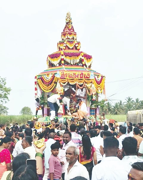 ಕಿಕ್ಕೇರಿ ಸಮೀಪದ ಭಾರತೀಪುರ ಗ್ರಾಮದಲ್ಲಿ ಗ್ರಾಮದೇವತೆ ಲಕ್ಷ್ಮೀದೇವಿ ಅಮ್ಮನವರ ರಥೋತ್ಸವ ವಿಜೃಂಭಣೆಯಿಂದ ಜರುಗಿತು. 