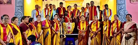 ತರೀಕೆರೆ ತಾಲೂಕಿನ ಲಕ್ಕವಳ್ಳಿಯಲ್ಲಿ ಆಯೋಜಿಸಿದ್ದ ಜಾನಪದ ಸಾಹಿತಿಗಳ ಬದುಕು-ಬರಹ ವಿಚಾರ ಸಂಕಿರಣವನ್ನು ಜಾನಪದ ವಿದ್ವಾಂಸ ಡಾ. ಬಸವರಾಜ ನೆಲ್ಲಿಸರ ಉದ್ಘಾಟಿಸಿದರು. ಜಿ.ಬಿ.ಸುರೇಶ್, ಇಮ್ರಾನ್ ಅಹ್ಮದ್ ಬೇಗ್, ಪದ್ಮಾವತಿ, ಆರ್.ನಾಗೇಶ್, ರಮೇಶ್ ಇತರರಿದ್ದರು.