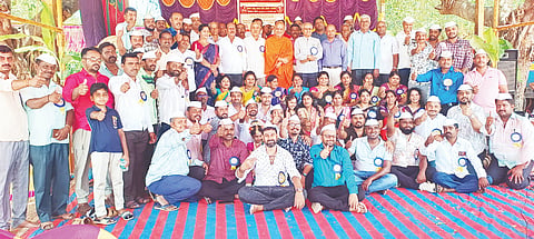 May the tradition of guru and disciple not be extinguished.