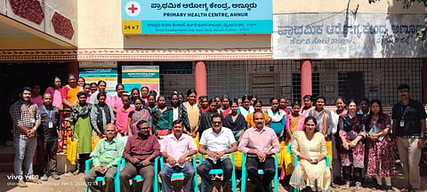 ಎಚ್.ಡಿ.ಕೋಟೆ ತಾಲೂಕಿನ ಅಣ್ಣೂರು ಪ್ರಾಥಮಿಕ ಆರೋಗ್ಯ ಕೇಂದ್ರದಲ್ಲಿ ಹಾಡಿ ಗರ್ಭಿಣಿಯರಿಗೆ ಸೀಮಂತ ಕಾರ್ಯಕ್ರಮ ನಡೆಸಲಾಯಿತು. ಡಾ.ಟಿ.ರವಿಕುಮಾರ್, ಡಾ.ರಾಹುಲ್ ಮುತ್ತು,  ವೆಂಕಟಸ್ವಾಮಿ, ಕ್ಯಾಚಿಂಗ್ ಸೌಮ್ಯಾ ಇದ್ದರು.