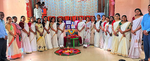 ಸೋಮವಾರಪೇಟೆ ಪಿಎಂಶ್ರೀ ಜಿಎಂಪಿ ಶಾಲೆಯಲ್ಲಿ ಶನಿವಾರ ಶ್ರೀಕೃಷ್ಣ ಜನ್ಮಾಷ್ಟಮಿ, ಓಣಂ, ಶಿಕ್ಷಕರ ದಿನಾಚರಣೆ ಕಾರ್ಯಕ್ರಮವನ್ನು ಅರ್ಥಪೂರ್ಣವಾಗಿ ಆಚರಿಸಲಾಯಿತು. 
