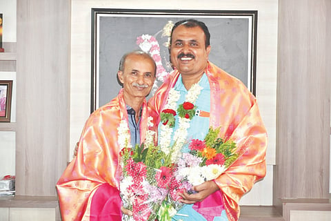 ಅವಿರೋಧವಾಗಿ ಆಯ್ಕೆಯಾದ ಅಧ್ಯಕ್ಷ ಜಿ.ವೆಂಕಟೇಶ ಶೆಣೈ ಮತ್ತು ಉಪಾಧ್ಯಕ್ಷ ಜಿ.ವಿಶ್ವನಾಥ ಆಚಾರ್ಯ