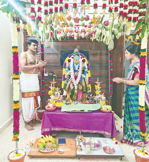 ಕಿಕ್ಕೇರಿಯಲ್ಲಿ ಶ್ರಾವಣಮಾಸದ ಕಡೆಯ ಶನಿವಾರ ಕೃಷ್ಣ, ವಿಷ್ಣು ದೇವರನ್ನು ಪೂಜಿಸಲಾಯಿತು. 