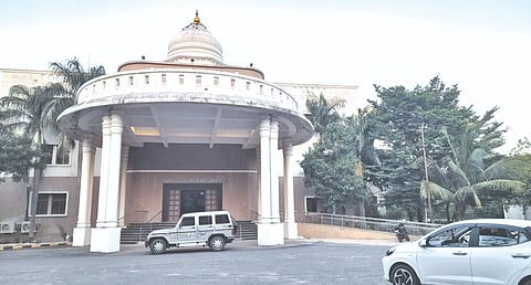 ಯಾದಗಿರಿ ಜಿಲ್ಲಾ ಪಂಚಾಯಿತಿ ಕಟ್ಟಡ.