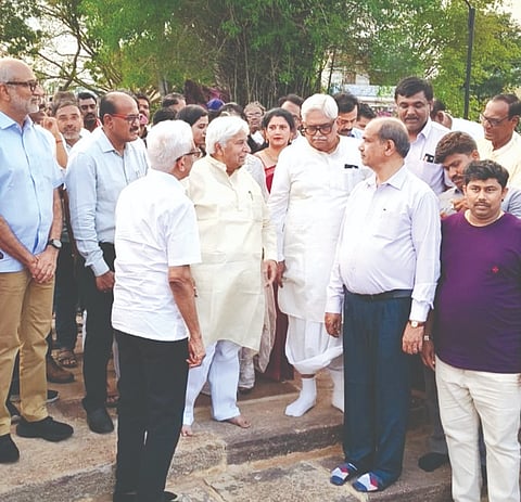ಗಜೇಂದ್ರಗಡ ತಾಲೂಕಿನ ಸೂಡಿಯಲ್ಲಿ ಸ್ಮಾರಕ ದತ್ತು ಯೋಜನೆಯಡಿ ಐತಿಹಾಸಿಕ ನಾಗಕುಂಡ ಪುಷ್ಕರಣಿ ಸಂರಣೆ ಹಾಗೂ ಅಭಿವೃದ್ಧಿ ಕಾಮಗಾರಿಯನ್ನು ಸಚಿವ ಎಚ್​.ಕೆ. ಪಾಟೀಲ, ಶಾಸಕ, ಜಿ.ಎಸ್​. ಪಾಟೀಲ ಲೋಕಾರ್ಪಣೆಗೊಳಿಸಿ ವೀಸಿದರು. ಚಾಲುಕ್ಯರ ವಾಸ್ತುಶಿಲ್ಪ ವೈಭವ ಪುಸ್ತಕ ಬಿಡುಗಡೆಯಾಯಿತು. ಕರ್ನಾಟಕ ಹಸ್ತಪ್ರತಿಗಳ ಸಮೀಾ ಕಾರ್ಯಕ್ಕೂ ಚಾಲನೆ ನೀಡಲಾಯಿತು.