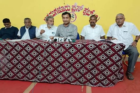 ಕೆಪಿಸಿಸಿ ಪ್ರಚಾರ ಸಮಿತಿಯ ಮುಖ್ಯ ವಕ್ತಾರ ಹಾಗೂ ಮುಖ್ಯ ಸಂಯೋಜಕ ಸುಧೀರ್ ಕುಮಾರ್ ಮುರೊಳ್ಳಿ