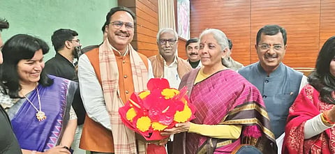 ಬಜೆಟ್ ಅಧಿವೇಶನ ಕುರಿತು ನವದೆಹಲಿಯಲ್ಲಿ ಆಯೋಜಿಸಿದ್ದ ಸಂವಾದದಲ್ಲಿ ಸಚಿವೆ ನಿರ್ಮಲಾ ಸೀತಾರಾಮನ್ ಜತೆ ರಾಜ್ಯ ಜೆಡಿಎಸ್ ಹಿರಿಯ ಉಪಾಧ್ಯಕ್ಷ ಸುಧಾಕರ ಎಸ್.ಶೆಟ್ಟಿ ಪಾಲ್ಗೊಂಡಿದ್ದರು.