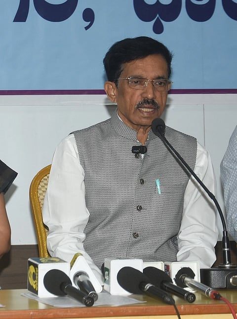 ಡಾ. ಅಜಿತ ಪ್ರಸಾದ್