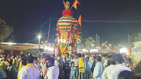ಕುಷ್ಟಗಿ ತಾಲೂಕಿನ ಗುಮಗೇರಾದಲ್ಲಿ ಶ್ರೀ ದುರ್ಗಾದೇವಿ ಮಹಾರಥೋತ್ಸವ ವಿಜೃಂಭಣೆಯಿಂದ ಜರುಗಿತು.