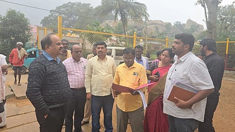 ಹುನುಕುಂದ ಗ್ರಾಮದಲ್ಲಿ ವೀರಗಲ್ಲು ಪಾರ್ಕ್​ Veeragallu Park