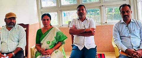 ಸಕಲೇಶಪುರ ವಿಧಾನಸಭಾ ಕ್ಷೇತ್ರದ ವಿವಿಧ ಇಲಾಖೆಯ ಇಂಜನಿಯರ್‌ಗಳ ಸಭೆಯಲ್ಲಿ ಶಾಸಕ ಸಿಮೆಂಟ್ ಮಂಜು ಮಾತನಾಡಿದರು. 