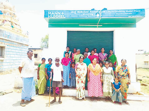  ಕೆಟ್ಟು ನಿಂತಿರುವ ಶುದ್ಧ ನೀರಿನ ಟಕ