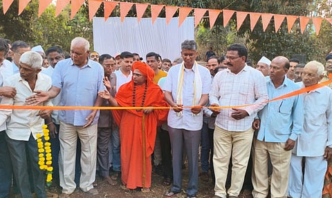 ಕಡೋಲಿಯ ದುರದುಂಡೀಶ್ವರ ಮಠದಲ್ಲಿ ಜಾತ್ರಾ ಮಹೋತ್ಸವ-ಕುಸ್ತಿ ಪಂದ್ಯಾವಳಿಗೆ ಚಾಲನೆ ನೀಡಿದ ಸಚಿವ ಜಾರಕಿಹೊಳಿ
