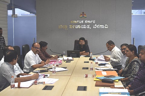 ಸಭೆಯಲ್ಲಿ ರಾಹುಲ ಶಿಂಧೆ ಸೂಚನೆ