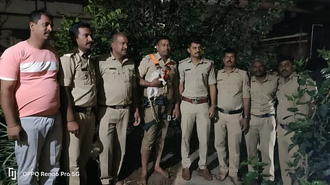ಬಾವಿಗೆ ಬಿದ್ದ ಬೆಕ್ಕು ರಕ್ಷಣೆ