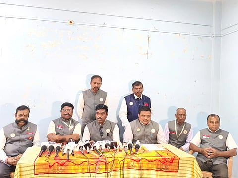 ಮಾಜಿ ಸೈನಿಕರ ಹಣ ಮರಳಿಸುವಂತೆ ಒತ್ತಾಯ