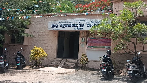 ಎರಡು ತಾಲೂಕಿಗೆ ಒಬ್ಬರೇ ಬಿಇಒ