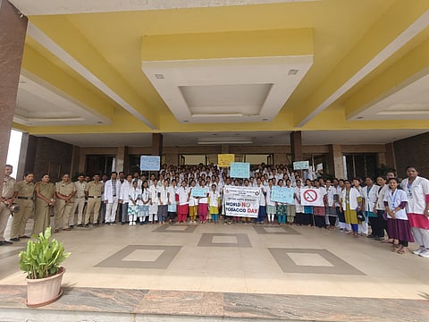 ಕೆಎಲ್ಇ ಸಂಸ್ಥೆಯಿಂದ ಜಾಗೃತಿ ಕಾರ್ಯಕ್ರಮ