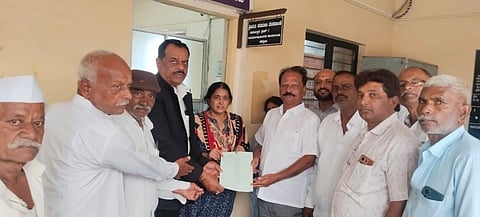 ಪೈಪಲಾಯಿನ್ ಸ್ಥಳಾಂತರಿಸುವಂತೆ ಒತ್ತಾಯ