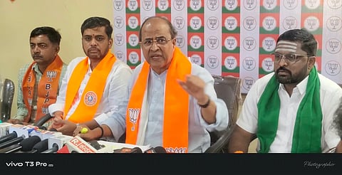 ಬರಪೀಡಿತ ಜಿಲ್ಲೆ ಎಂದು ಘೋಷಿಸಿ: ಕವಟಗಿಮಠ ಒತ್ತಾಯ