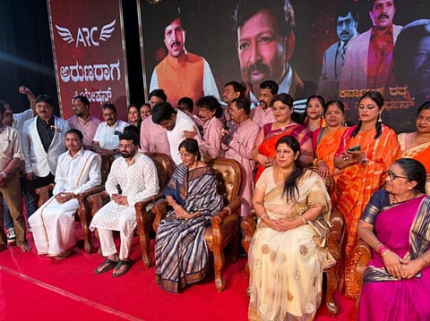 ಮೈಸೂರು ನಗರದ ಹೊರವಲಯದ ವಿಷ್ಣುಸ್ಮಾರಕದಲ್ಲಿ ವಿಷ್ಣುವರ್ಧನ್ ಪುಣ್ಯಸ್ಮರಣೆ ಪ್ರಯುಕ್ತ ಸಂಗೀತ ಸಮನ ಕಾರ್ಯಕ್ರಮ ನಡೆಯಿತು.