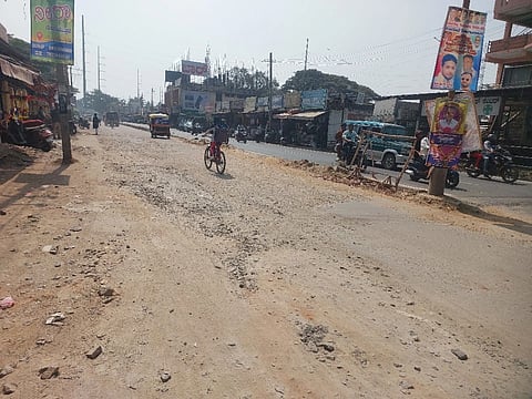 ಚನ್ನಪಟ್ಟಣ-ಸಾತನೂರು ರಸ್ತೆ ಅಧ್ವಾನಗೊಂಡಿರುವುದು