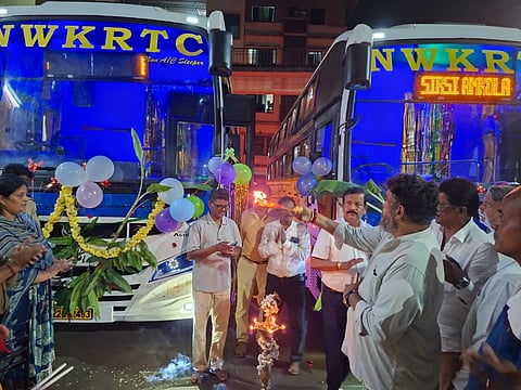 ಕಾರವಾರದಿಂದ ಬೆಂಗಳೂರಿಗೆ ಪ್ರಾರಂಭವಾದ ಬಸ್‌ ಸೇವೆಯನ್ನು ಸತೀಶ ಸೈಲ್‌ ಉದ್ಘಾಟಿಸಿದರು. 
