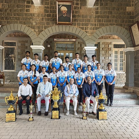 9ನೇ ಬಾರಿ ಸಮಗ್ರ ವೀರಾಗ್ರಣಿ ಪ್ರಶಸ್ತಿ 