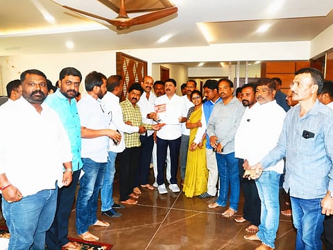 ನಗರಾಭಿವೃದ್ಧಿ ಸಚಿವ ಬೈರತಿ ಸುರೇಶ ಅವರಿಗೆ ಮನವಿ.
