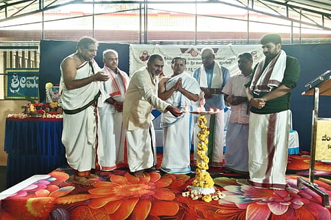 ಎನ್.ಆರ್.ಪುರದಲ್ಲಿ ಆಯೋಜಿಸಿದ್ದ ವಲಯ ಮಟ್ಟದ ಭಜನಾ ಸ್ಪರ್ಧೆ ಕಾರ್ಯಕ್ರಮಕ್ಕೆ ಅಭಿಷೇಕ್ ಚಾಲನೆ ನೀಡಿದರು.