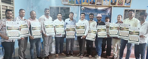 ತಾಲೂಕು ಛಾಯಾಚಿತ್ರಗ್ರಾಹಕರ ಸಂಘದಿಂದ ಆಯೋಜಿಸಿದ್ದ  ಸಂಘದ ಆಸರೆ ಯೋಜನೆಗೆ  ಸಂಘದ ಜಿಲ್ಲಾಧ್ಯಕ್ಷ ನಿಂಗರಾಜು ಚಾಲನೆ ನೀಡಿದರು. ನಿಲೇಶ್, ಮಲ್ಲೇಶ್, ಲೋಕೇಶ್ ಇತರರಿದ್ದರು.