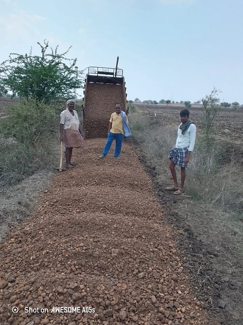 Haveri, Savanur, Kalasur, Farmers, Land, Road work, 