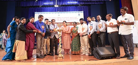 ಬಳ್ಳಾರಿಯಲ್ಲಿ ಆಯೋಜಿಸಿದ್ದ ವಿಶ್ವ ಬಾಲಕಾರ್ಮಿಕ ಪದ್ಧತಿ ವಿರೋಧಿ ದಿನಾಚರಣೆ ವೇದಿಕೆ ಕಾರ್ಯಕ್ರಮವನ್ನು ಎಸ್ಪಿ ಸುಮನ್ ಡಿ.ಪನ್ನೇಕರ್ ಉದ್ಘಾಟಿಸಿದರು. ನ್ಯಾ.ರಾಜೇಶ್ ಎನ್.ಹೊಸಮನೆ, ವಕೀಲರಾದ ಶಿವಲೀಲ, ಎಸ್.ಅನ್ಸರ್ ಬಾಷಾ,  ತಹಶೀಲ್ದಾರ್ ವಿಶ್ವಜಿತ್ ಮೆಹೆತಾ, ಮಕ್ಕಳ ಕಲ್ಯಾಣ ಸಮಿತಿಯ ಸದಸ್ಯರಾದ ಗೌಸಿಯಾ, ವೆಂಕಟೇಶ್ ಇತರರಿದ್ದರು.