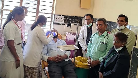 ಕೆ.ಆರ್.ಪೇಟೆ ತಾಲೂಕಿನ ಗಂಜಿಗೆರೆ ಪ್ರಾಥಮಿಕ ಆರೋಗ್ಯ ಕೇಂದ್ರದಲ್ಲಿ ವಿಶ್ವ ಬಾಯಿ ಆರೋಗ್ಯ ದಿನಾಚರಣೆಯ ಅಂಗವಾಗಿ ಉಚಿತ ದಂತ ತಪಾಸಣೆ ಮತ್ತು ಚಿಕಿತ್ಸಾ ಶಿಬಿರ ನಡೆಯಿತು.ಡಾ.ಇಂದ್ರಾಣಿ,  ಡಾ.ಜಿ.ಅಜಿತ್, ಡಾ.ಸುಪ್ರೀತ್, ಡಾ.ಕೋಮಲಾ, ಡಾ. ಪುಟ್ಟಸ್ವಾಮಿ ಇದ್ದರು.