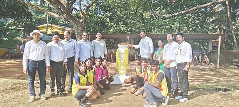 ಕೋಟೇಶ್ವರದ ಕರ್ನಾಟಕ ಪಬ್ಲಿಕ್ ಸ್ಕೂಲ್‌ನಲ್ಲಿ ಪ್ರೌಢ ಮತ್ತು ಪದವಿ ಪೂರ್ವ ವಿಭಾಗದ ವಾರ್ಷಿಕ ಕ್ರೀಡಾಕೂಟ ನಡೆಯಿತು. 