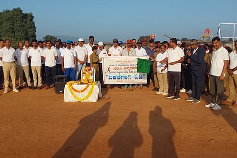 ಹಳೆಯ ಸ್ಲೋಚ್‌ ಕ್ಯಾಪ್ಗೆ ಗುಡ್ ಬೈ; ಕರ್ನಾಟಕ ಪೊಲೀಸ್ ತಲೆಗೆ ಪೀಕ್‌ ಕ್ಯಾಪ್‌ ಮುಕು