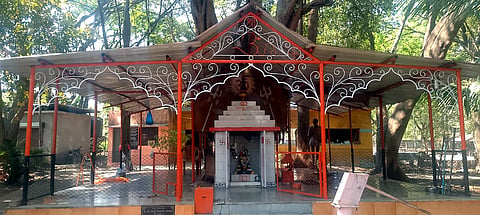  ಬೆಳಗಾವಿಯ ಶಹಾಪುರ ಮುಕ್ತಿಧಾಮದಲ್ಲಿರುವ ಶಿವಾಲಯ.