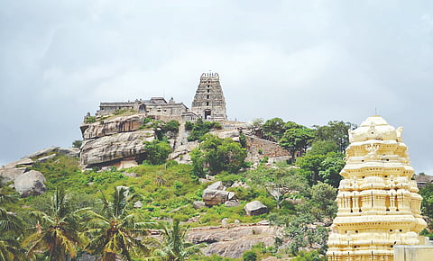 ಮೇಲುಕೋಟೆಯ ಯೋಗನರಸಿಂಹಸ್ವಾಮಿ ದೇವಾಲಯ 