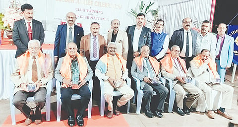 ಲಯನ್ಸ್ ಕ್ಲಬ್‌ನಲ್ಲಿ ಹಲವು ವರ್ಷಗಳಿಂದ ಸೇವೆ ಸಲ್ಲಿಸಿದ ಹಿರಿಯರು, ಗಣ್ಯರು ಹಾಗೂ ದಾನಿಗಳನ್ನು ಸನ್ಮಾನಿಸಲಾಯಿತು. ಡಾ.ಕೆ.ಪಿ.ಪುತ್ತೂರಾಯ, ವಾಸು ತೋಟತ್ತಿಲ್, ಬಿ.ಮದನ್ ಮಾದಯ್ಯ, ಬಿ.ಸದಾ ಕುಶಾಲಪ್ಪ,  ಡಾ.ಭವಿಷ್ಯ ಕುಮಾರ್, ಎಂ.ಎಸ್.ಟವಿ ಇತರರು ಇದ್ದರು.