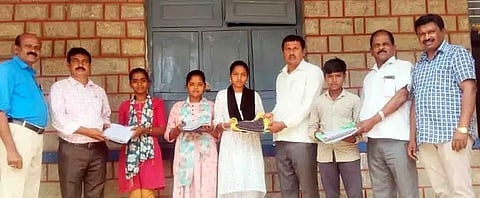 ಶಿಕ್ಷಕರು, ಪಾಲಕರು ಮಕ್ಕಳ ಬೆಳವಣಿಗೆಗೆ ಶ್ರಮಿಸಲಿ children