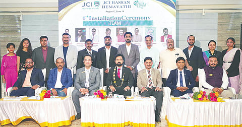 ಜೆಸಿಐ ಹಾಸನ ಹೇಮಾವತಿ ರಿಜಿನ್ ಸಿ, ಜೋನ್-14ರ 2026ನೇ ಸಾಲಿನ ಉದ್ಘಾಟನಾ ಹಾಗೂ ನೂತನ ಪದಾಧಿಕಾರಿಗಳ ಪದಗ್ರಹಣ ಸಮಾರಂಭವನ್ನು ನಗರದ ಕ್ಷೀರ ಕನ್ವೆನ್ಷನ್ ಹಾಲ್‌ನಲ್ಲಿ ಇತ್ತೀಚೆಗೆ ಆಯೋಜಿಸಲಾಗಿತ್ತು. ಜಿತೇಶ್ ಅದ್ವಾನಿ, ವಿಮಲ್ ರಾಜ್ ಜಿ, ಕೆಪಿಎಸ್ ಪ್ರಮೋದ್, ಉಮಾಮಹೇಶ್, ಎಸ್.ಪ್ರದೀಪ್, ಕೆ.ವಿ.ತ್ಯಾಗರಾಜು ಇತರರಿದ್ದರು.