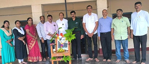 ಕಿಕ್ಕೇರಿ ಕೆಪಿಎಸ್ ಶಾಲೆಯಲ್ಲಿ ಮಂಗಳವಾರ ಅಂಬೇಡ್ಕರ್ ಜಯಂತಿ ಆಚರಿಸಲಾಯಿತು. ಚಲುವನಾರಾಯಣಸ್ವಾಮಿ, ಎಸ್.ಎಂ. ಬಸವರಾಜು, ಬಿ.ಎನ್. ಪರಿಶಿವಮೂರ್ತಿ, ದೀಪಕ್, ಗಿರೀಶ್, ಪಲ್ಲವಿ ಮತ್ತಿತರರಿದ್ದರು. 
